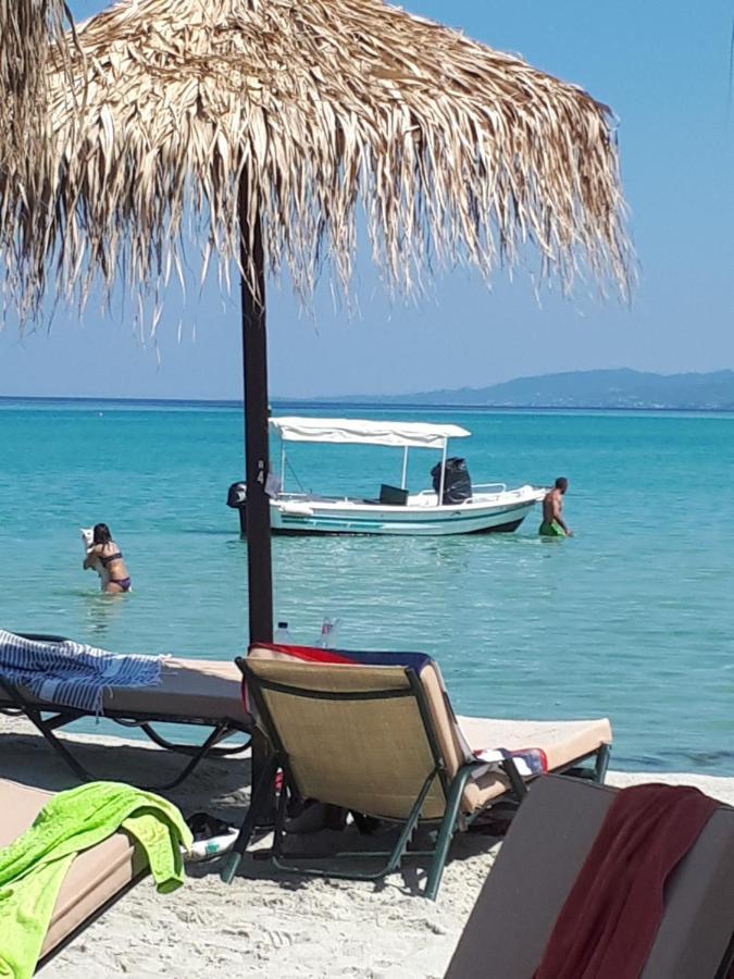 Villa George Afytos Esterno foto
