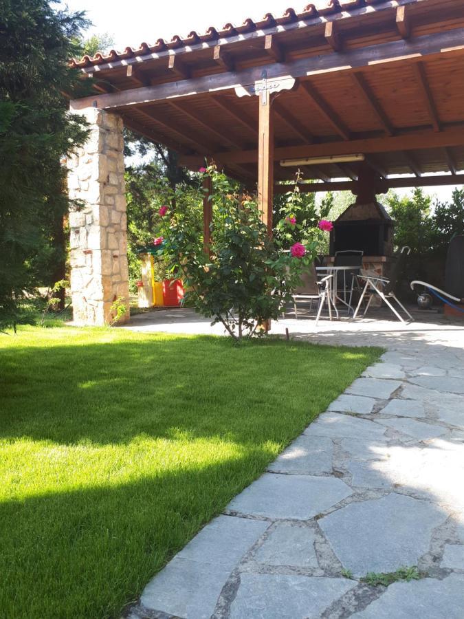 Villa George Afytos Esterno foto