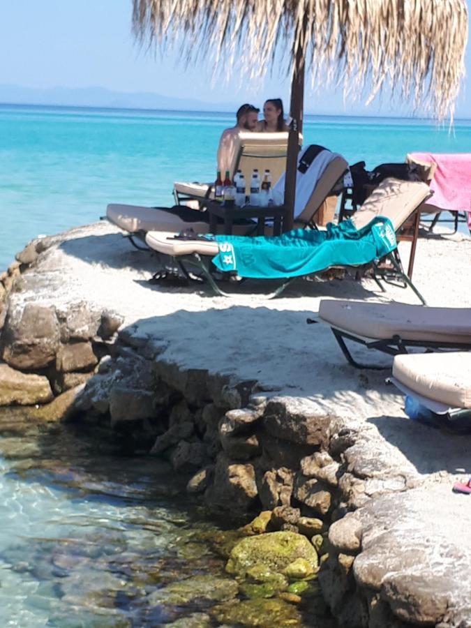 Villa George Afytos Esterno foto