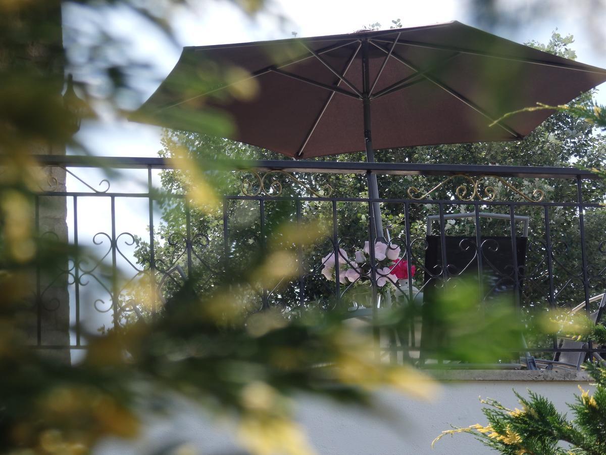 Villa George Afytos Esterno foto